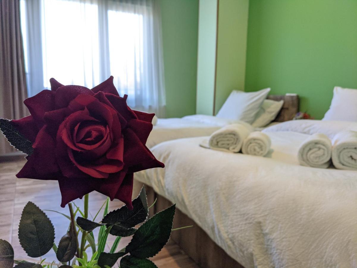 Tbilisi Airport Hotel - Atu Екстериор снимка