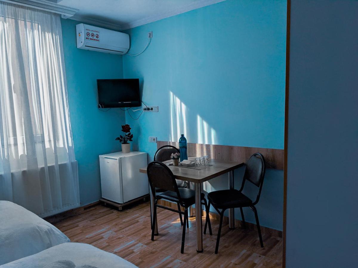 Tbilisi Airport Hotel - Atu Екстериор снимка